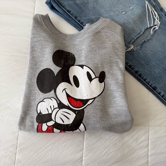 Disney Mickey Mouse Women Crewneck Sweater‎ Size Small - Picture 1 of 5